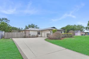 542 Nw La Brea Avenue, Fl 34983, Port Saint Lucie