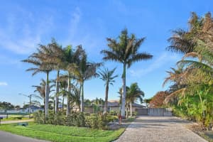 1573 Calmar Avenue, Port Saint Lucie, FL 34953 - MLS#B26005043