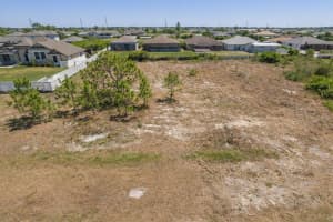 15068 Aquarius Circle, Port Charlotte, FL 33981 - MLS#B26005072