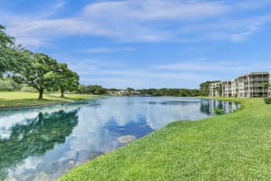 9470 Poinciana Place, Davie, FL 33324 - MLS#B26005079