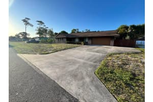 68 Arch Drive, Greenacres, FL 33467 - MLS#B26005098