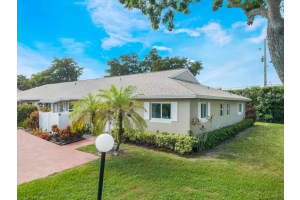 8652 Overset Lane, Boca Raton, FL 33496 Sold 04/30/26