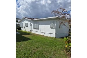 4504 43rd Terrace, Tamarac, FL 33319 - MLS#B26005117