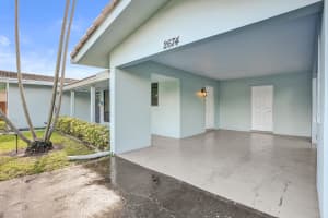 2674 8th Court, Pompano Beach, FL 33062 - MLS#B26005144
