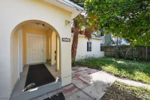 2131 Biarritz Drive, Miami Beach, FL 33141 - MLS#B26005156