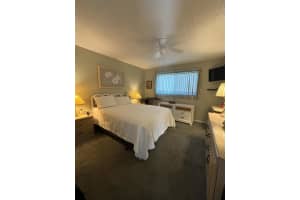 725 Lori Drive, Palm Springs, FL 33461 - MLS#B26005169