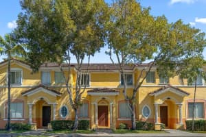 2527 15th Place, Homestead, FL 33035 - MLS#B26005188