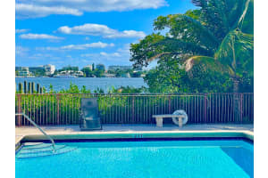 720 Dixie Highway, Lantana, FL 33462 - MLS#B26005255