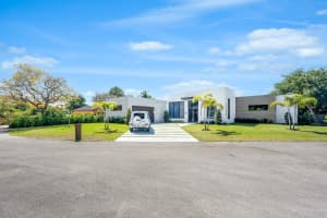 1000 93rd Avenue, Plantation, FL 33324 - MLS#B26005277