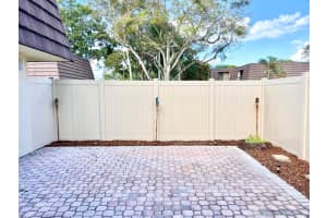 7206 72nd Way, West Palm Beach, FL 33407 - MLS#B26005288