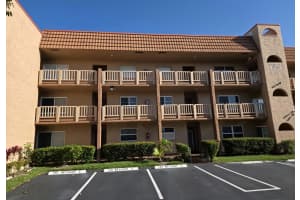 9721 Sunrise Lakes Boulevard 202, Sunrise, Fl 33322, Sunrise