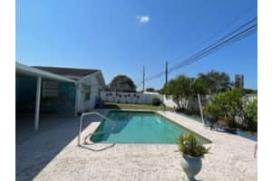 2503 Chesterfield Drive, Fort Pierce, FL 34982 - MLS#B26005319