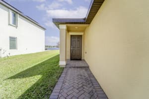 788 Worlington Lane, Fort Pierce, FL 34947 - MLS#B26005341
