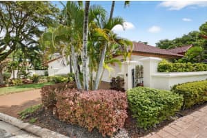 21700 Club Villa Terrace, Boca Raton, FL 33433 - MLS#B26005356