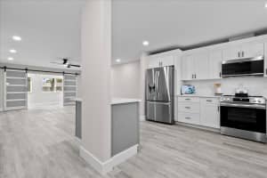 460 Franconia Circle, Lake Worth, FL 33467 - MLS#B26005362