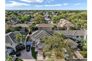 2221 171st Terrace, Pembroke Pines, FL 33028 - MLS#B26005364