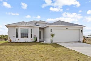 8607 7th Lane, Okeechobee, FL 34974 - MLS#B26005367