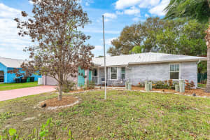 2114 Midtown Road, Port Saint Lucie, FL 34952 - MLS#B26005382