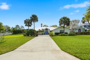 8789 Woodwind Street, Hobe Sound, FL 33455 - MLS#B26005392