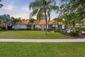 2001 Embassy Drive, West Palm Beach, FL 33401 - MLS#B26005400