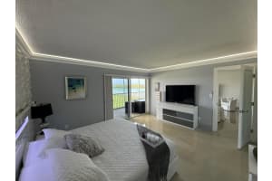 100 Waterway Road, Tequesta, FL 33469 - MLS#B26005401