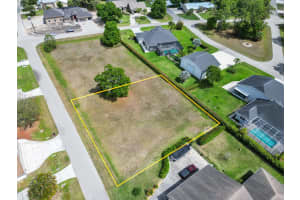 6871 Cherokee Avenue, Fort Myers, FL 33905 - MLS#B26005436