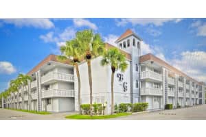 400 10th Street, Deerfield Beach, FL 33441 - MLS#B26005440