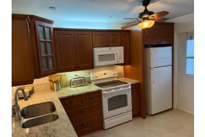 300 14th Avenue, Hallandale Beach, FL 33009 - MLS#B26005462