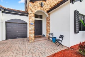 4079 Artesa Drive, Boynton Beach, FL 33436 - MLS#B26005487