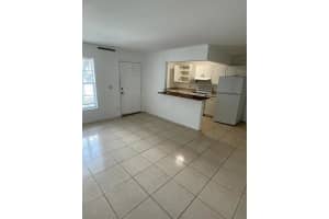 4951 Wedgewood Way, West Palm Beach, FL 33417 - MLS#B26005502