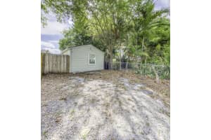 519 M Street, Lake Worth Beach, FL 33460 - MLS#B26005506