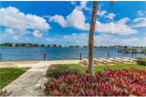 110 Yacht Club Way 201, Hypoluxo, Fl 33462, Hypoluxo