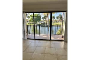 1523 Lake Crystal Drive, West Palm Beach, FL 33411 - MLS#B26005518