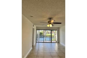 1523 Lake Crystal Drive, West Palm Beach, FL 33411 - MLS#B26005518