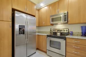 801 Olive Avenue, West Palm Beach, FL 33401 - MLS#B26005558