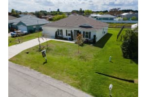 138 Carter Avenue, Port Saint Lucie, FL 34983 - MLS#B26005559