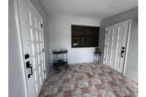 8805 43rd Terrace, Miami, FL 33165 - MLS#B26005591