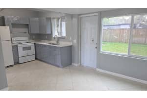 5720 Cleveland Street, Hollywood, FL 33021 - MLS#B26005603