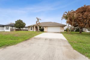 2583 Kenilworth Street, Port Saint Lucie, FL 34953 - MLS#B26005670