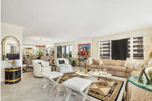 4100 Ocean Drive, Singer Island, FL 33404 - MLS#B26005679