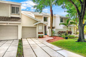 6595 Parkview Drive, Boca Raton, FL 33433 - MLS#B26005712
