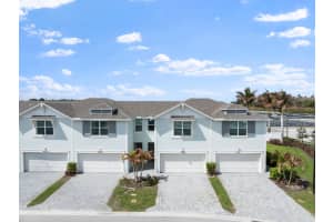 5612 Edgewater Circle, Stuart, FL 34997 - MLS#B26005714