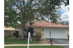 6100 Falcons Lea Drive, Davie, FL 33331 - MLS#B26005723