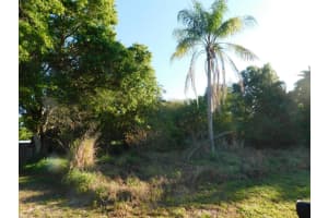 6602 Ocala Avenue, Fort Pierce, FL 34951 - MLS#B26005750