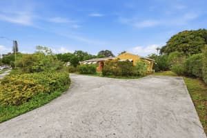 2703 Fillmore Street, Hollywood, FL 33020 - MLS#B26005756