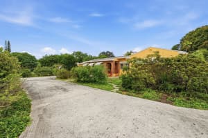 2703 Fillmore Street, Hollywood, FL 33020 - MLS#B26005756