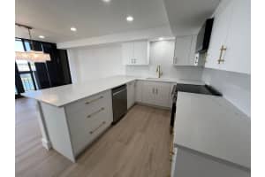 108 Lakeshore Drive, North Palm Beach, FL 33408 - MLS#B26005760