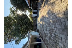 814 Colonial Road, West Palm Beach, FL 33405 - MLS#B26005784