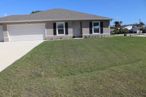 1643 Ocean Lane, Port Saint Lucie, FL 34983 - MLS#B26005798
