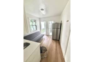 2 6th Avenue, Dania Beach, FL 33004 - MLS#B26005800